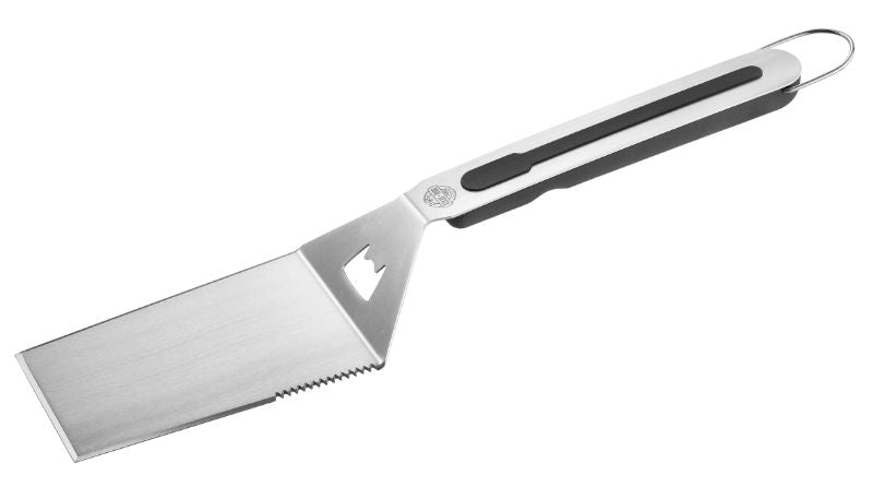 BBQ Turner - Gefu (40cm) with ergonomic handle, sloped edges, serrated cutting edge, and integrated bottle opener.