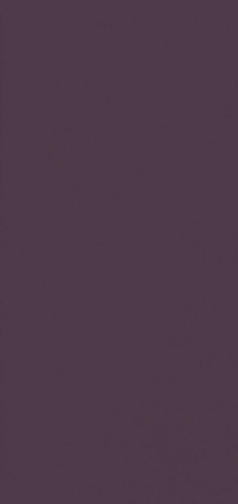 Plum-colored table cover (125 x 180 cm) in durable Dunicel material, perfect for elegant dining occasions and easy clean-up.