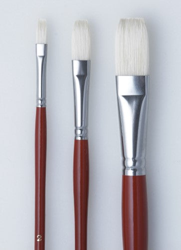 Flat artist brush with hog bristles, nickel-plated ferrule, and long handle for precision in oil painting.