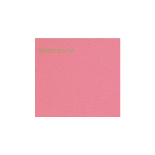 Vibrant bubblegum-colored paper pack (25 sheets) ideal for art projects, presentations, and crafts, measuring 780x520mm.