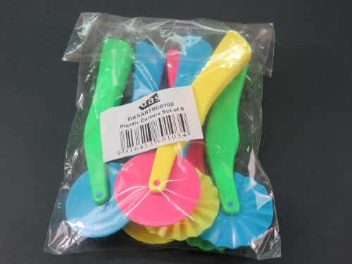 Set of 6 plastic cutters with sharp blades, designed for precise cutting in crafting and DIY projects.