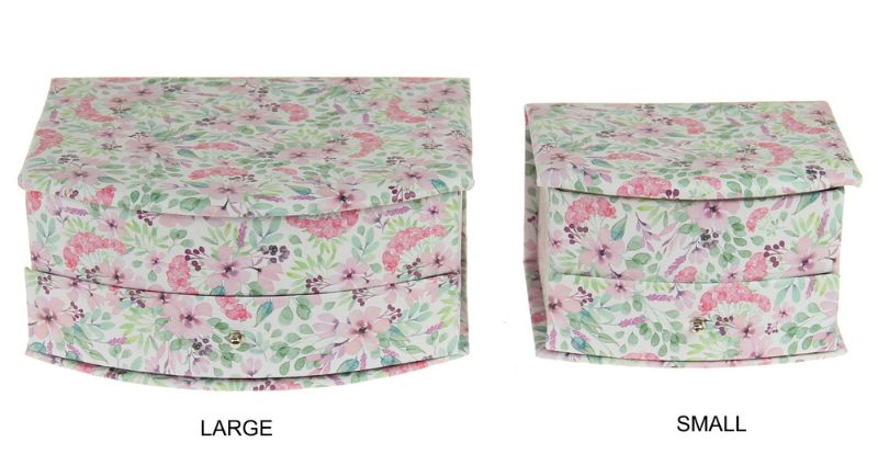 Elegant small jewelry box in curved front PU leather, perfect for organizing rings, earrings, and necklaces.