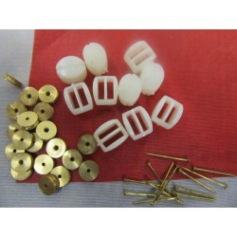 Wooden Block Double 10mm fitting for model ship building, enhancing rigging support and aesthetics in maritime projects.