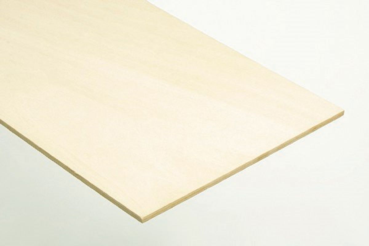 Basswood ship kit pieces, 5x100x450mm, perfect for detailed model shipbuilding and crafting adventures.