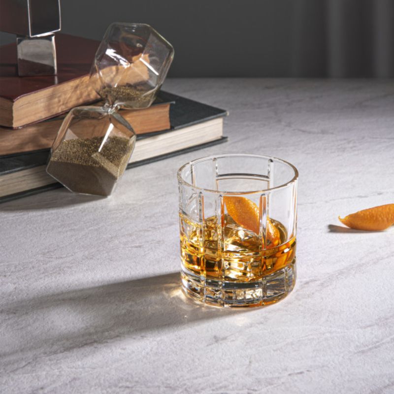 Set of 6 Ocean Traze 350ml whisky glasses featuring unique cut crystal designs inspired by time and space travel.