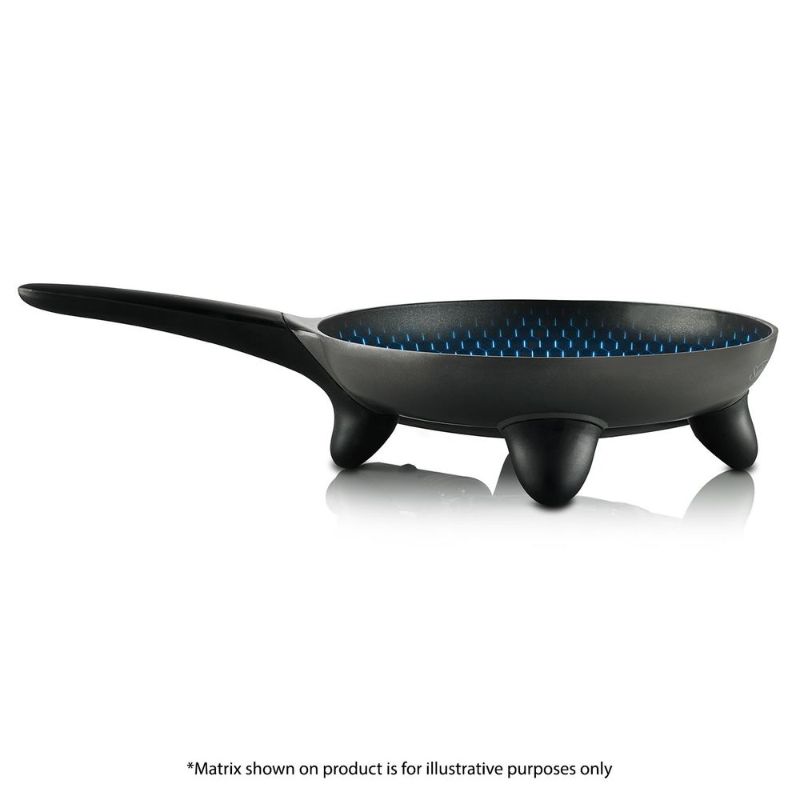 DiamondForce™ 25cm Skillet with diamond-infused non-stick coating, versatile for cooking and easy cleanup.