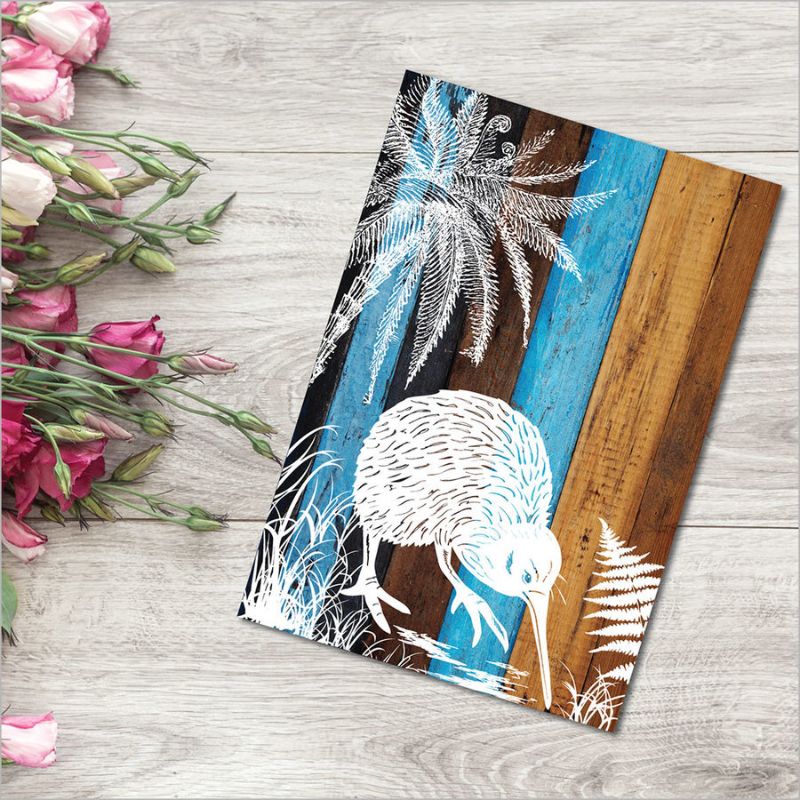 Vibrant kiwi design plywood wall art, 28.8cm, eco-friendly and easy to hang, perfect for any indoor decor.