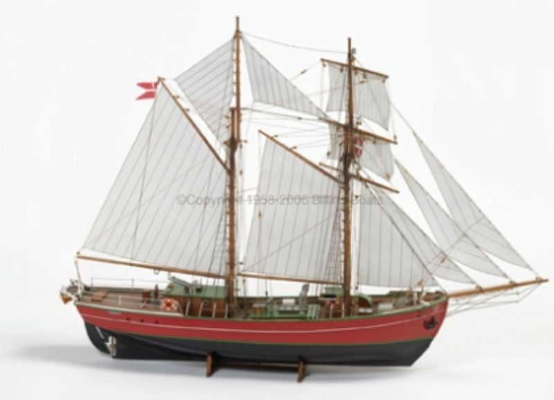 Detailed wooden model kit of the 1951 Lilla Dan ship, perfect for experienced hobbyists and collectors.