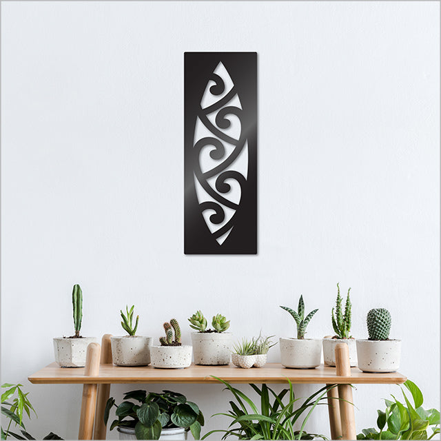 Large black aluminium composite art panel featuring a leaf design, perfect for indoor/outdoor decor. 285mm x 790mm, easy to hang.