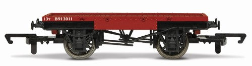 Hornby Tri-ang RS30 Crash Train Set featuring classic trains and dynamic layout for nostalgic railway adventures.