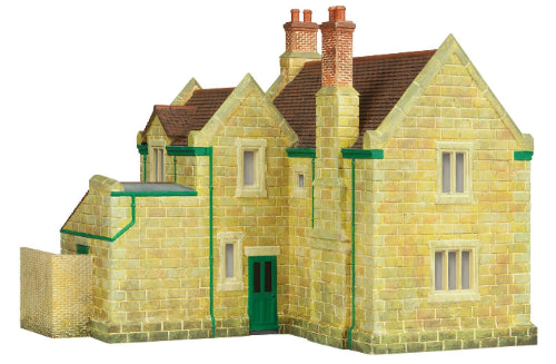 Hornby South Eastern Railway Station model, detailed OO scale resin replica of classic British railway architecture.