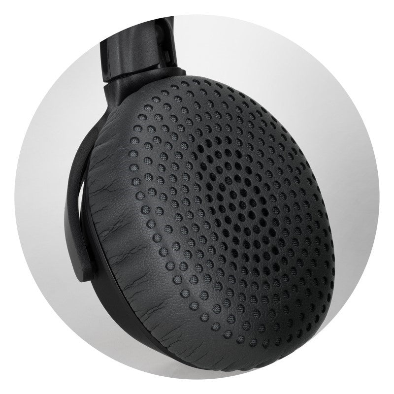 Sleek black Skullcandy Riff 2 wireless headphones with 34 hours playback, built-in controls, and Rapid Charge feature.