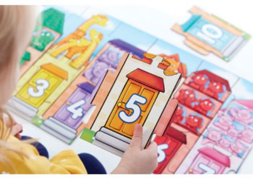 Colorful 20-piece jigsaw puzzle for kids to learn numbers 1-10 with friendly animals and a giant poster for decorating.