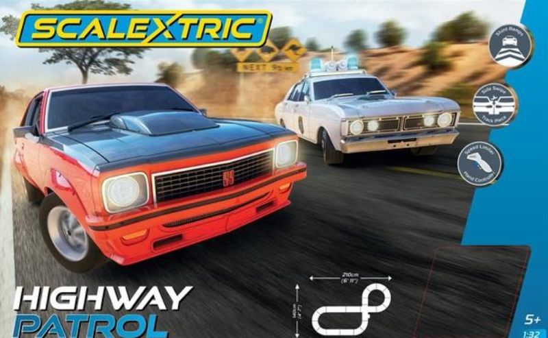 Slot Car set featuring Holden A9X Torana and Ford XY Falcon, includes 532 cm track and 90-degree crossover for thrilling racing.