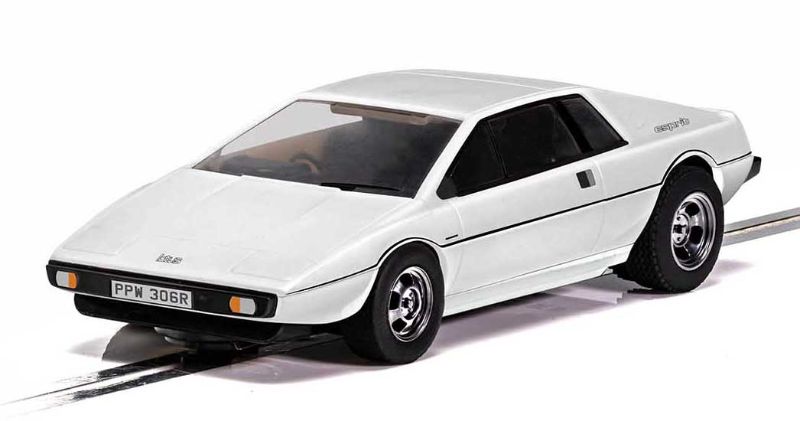 Slot car replica of James Bond's Lotus Esprit S1 from 'The Spy Who Loved Me', featuring authentic detailing and sleek design.