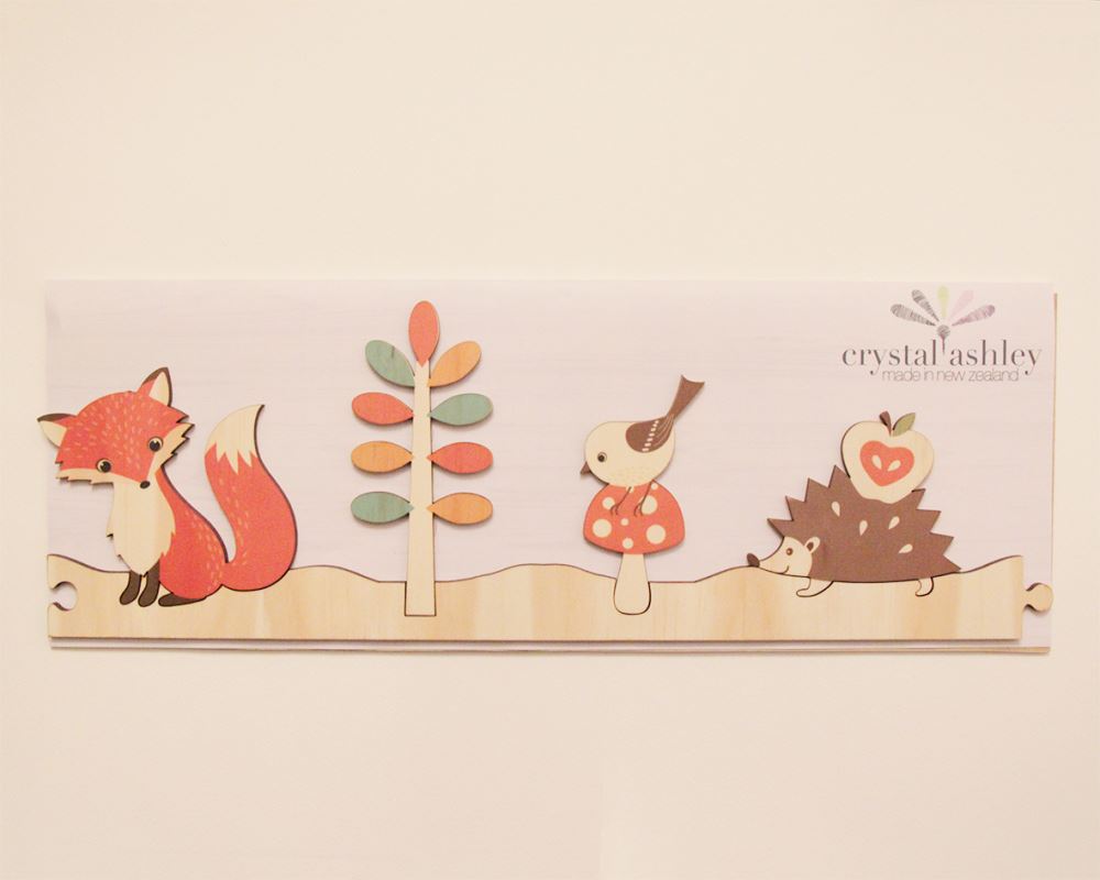 Interactive jigsaw strip wall art featuring nature-inspired designs, perfect for personalizing children's spaces.