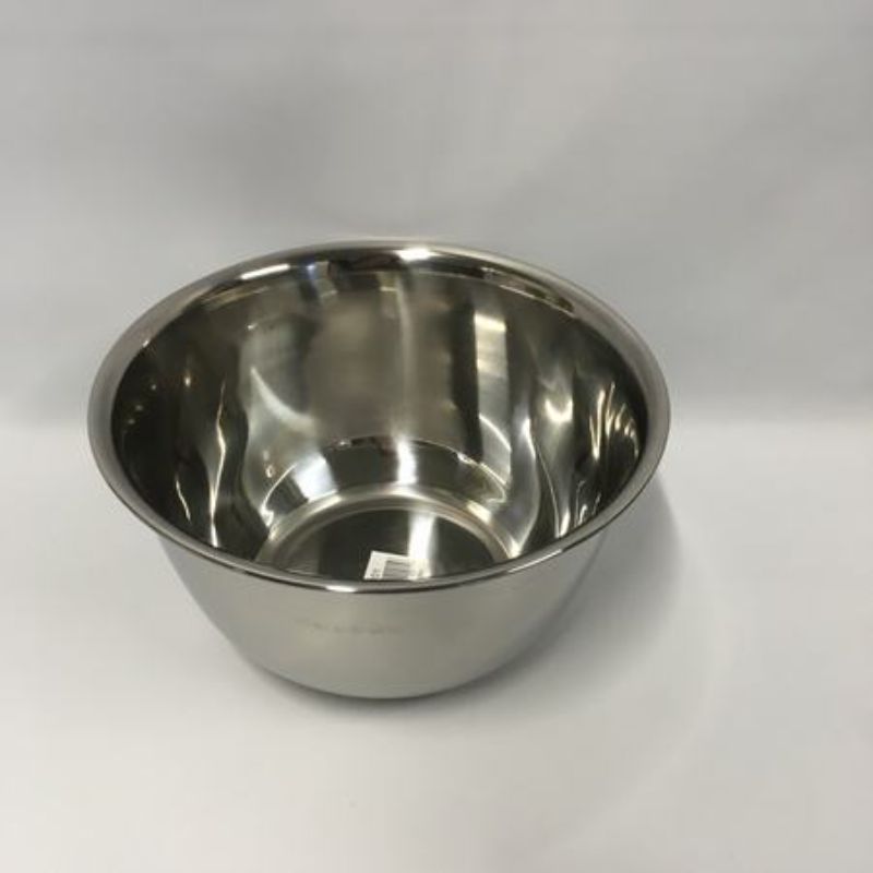 Set of 12 sleek 24cm metal bowls, perfect for serving salads and snacks with style, blending durability and modern design.