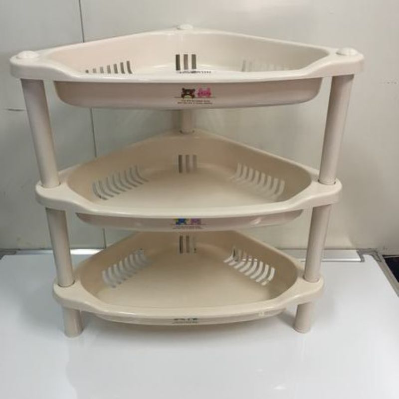 Natural plastic 4-tier shelves set of 6, ideal for efficient storage in various spaces, combining style and functionality.