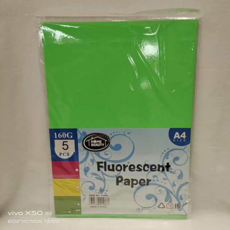 Vibrant A4 fluorescent green paper pack for crafts and presentations, 160G, total of 60 sheets, durable and eye-catching.