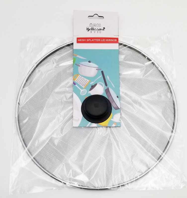 Set of 3 mesh splatter lids with knobs, 29cm diameter each, ideal for mess-free cooking and steam escape.