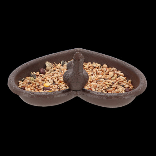 Cast iron heart-shaped bird feeder and bath set, 17 cm, perfect for attracting birds with food or water in your garden.