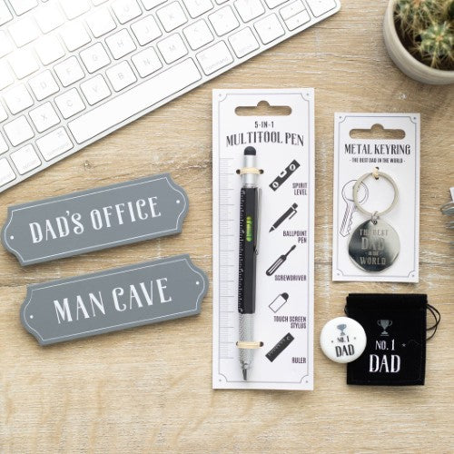 Dad's Office Wall Plaque with a vintage design, perfect for celebrating dedicated fathers in their workspace.
