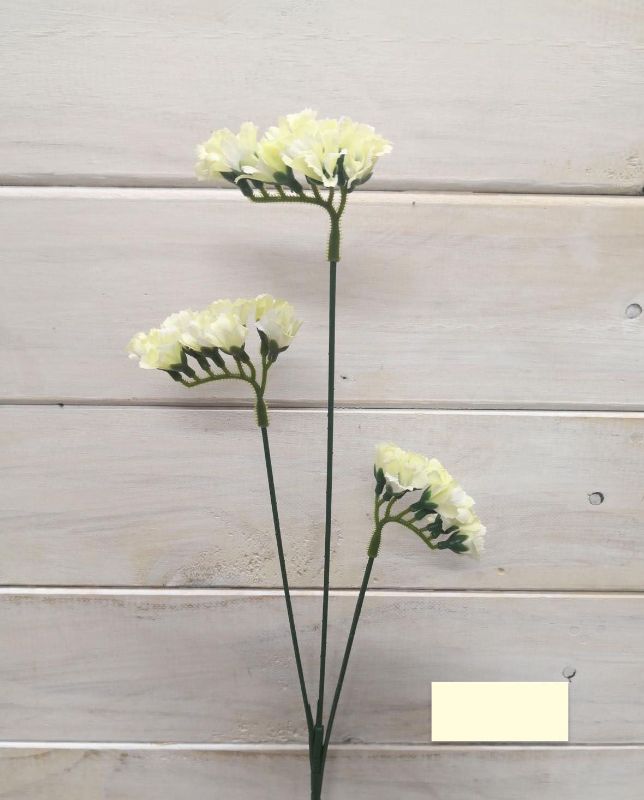 Lifelike cream artificial forget-me-not flowers, perfect for elegant home decor and low-maintenance styling.