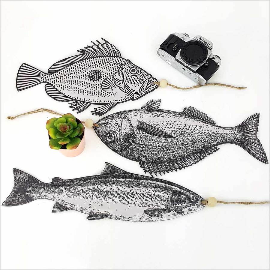 Vintage fish decor set printed on durable ACM, three pieces ideal for coastal themes and suitable for covered outdoor use.