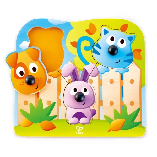 Colorful wooden animal puzzle with chunky noses designed for toddlers to enhance fine motor skills and cognitive development.