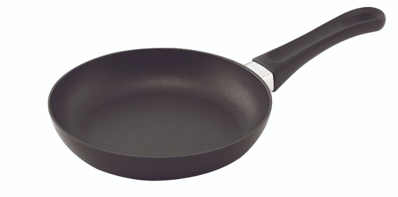 20cm SCANPAN Classic Fry Pan made from recycled aluminum, features non-stick coating, eco-friendly, and durable design for easy cooking.