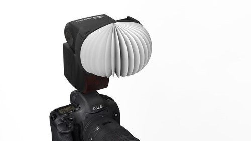 HAHNEL MODULE CREATIVE LANTERN KIT with diffuser, 6 color filters, and storage wallet for versatile, stunning photography.