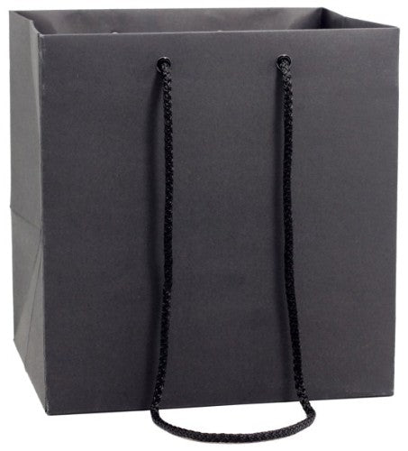 Kraft Medium Black Gift Bags, pack of 10, eco-friendly, stylish, sturdy, perfect for any gifting occasion.