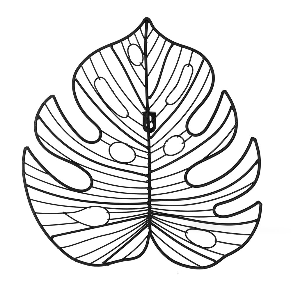 Metal wall art featuring a single leaf design in iron, perfect for enhancing interior or exterior spaces.