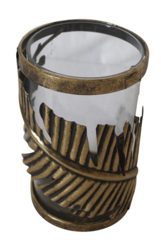 Elegant 20.3cm candle holder with a charming leaf handle, perfect for enhancing any room's ambiance and decor.