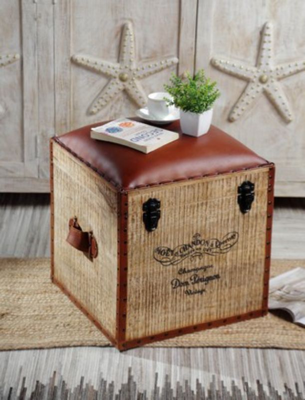 Colonial-style ottoman trunk, 49cm, offers elegant storage for blankets, toys, or clothes, enhancing any decor.