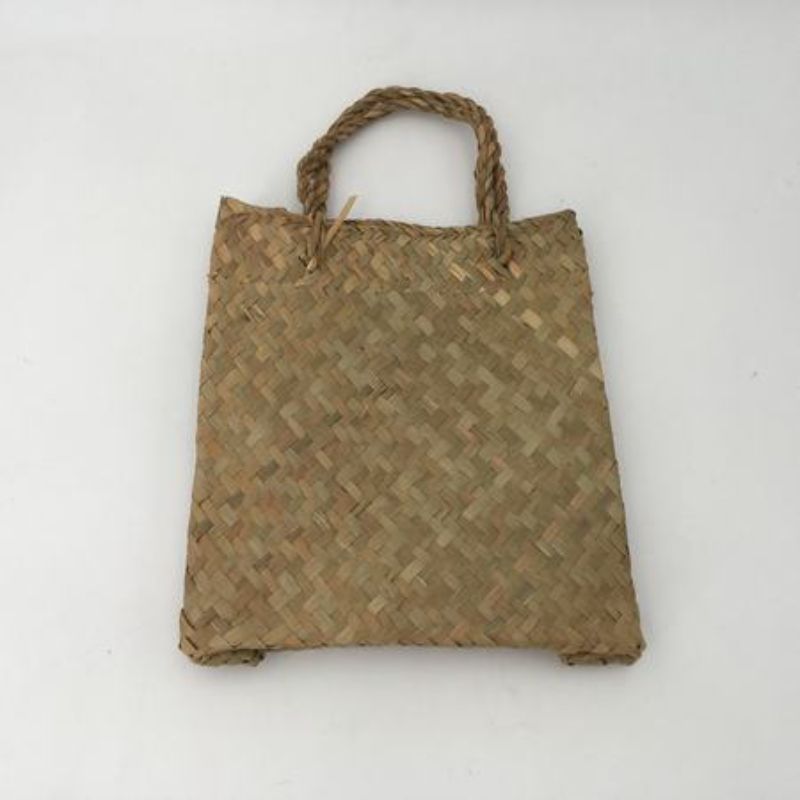 Eco-friendly set of 10 flax gift bags (20 x 20 cm) for stylish, sustainable gifting on any occasion.