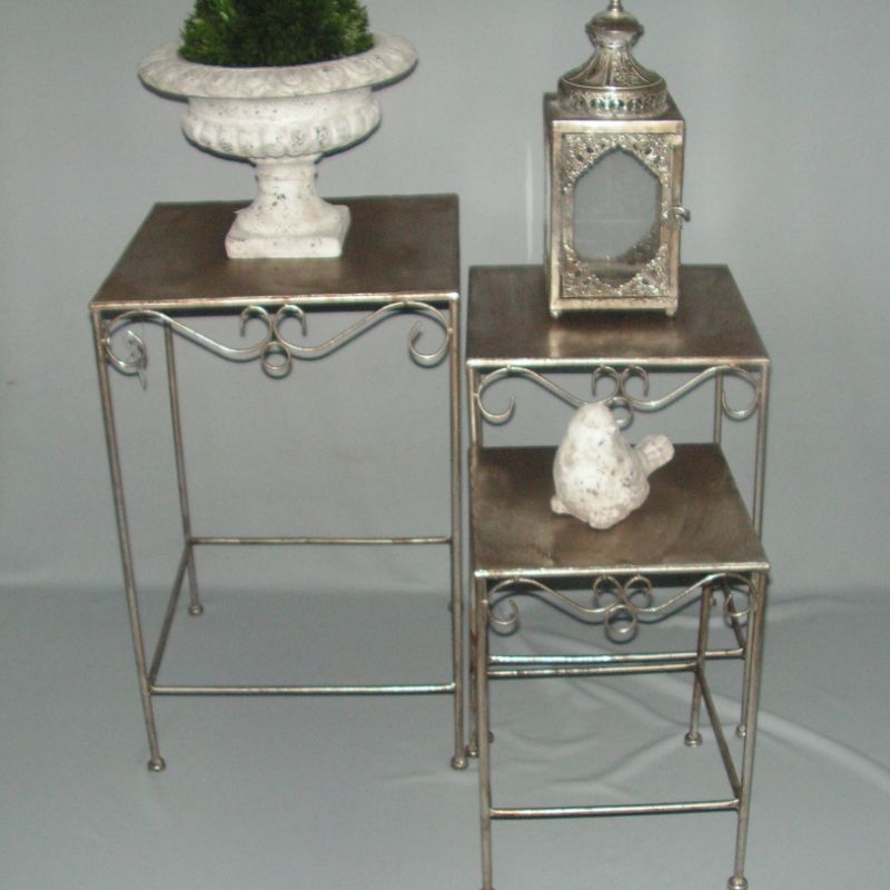 Square Tables (Set of 3)