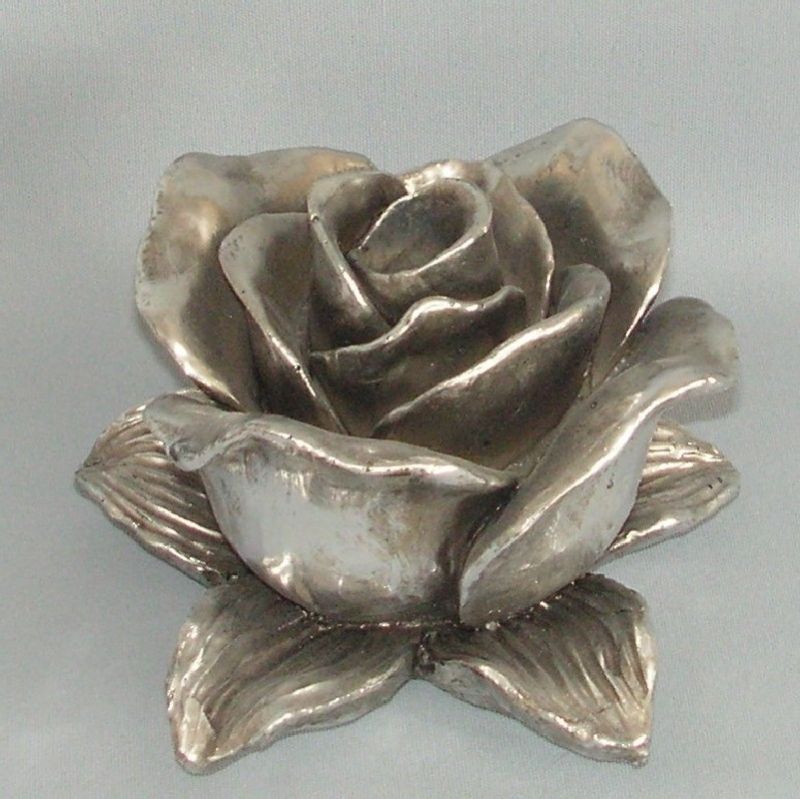 Chrome Rose c/stick (17cm) - a sleek, chrome decorative piece perfect for floral arrangements and modern home aesthetics.