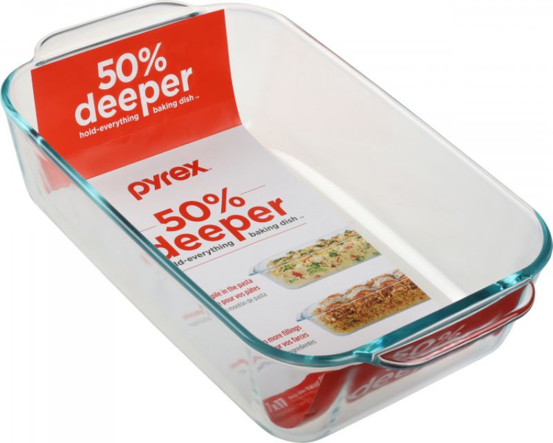 Set of 4 Pyrex deep glass baking dishes, 3L capacity, ideal for versatile cooking and easy stacking without spills.