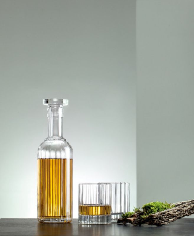 Elegant Luigi Bormioli Bach Whiskey Set featuring a carafe and tumblers in lead-free crystal with a faceted design.