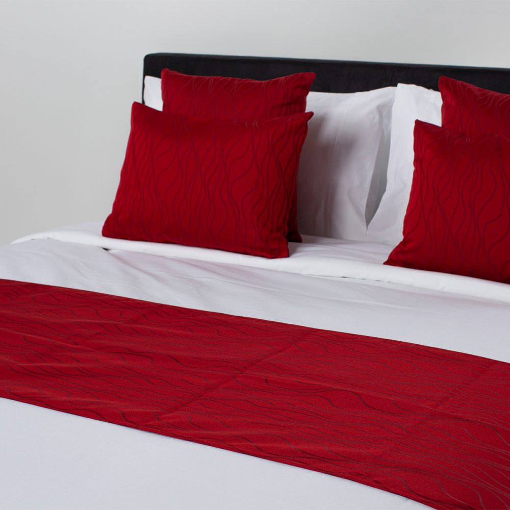 Bed Runner Ruby - DreamTicket Residence (Queen)