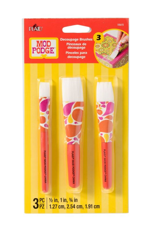 Set of 3 Mod Podge short handle brushes with white acrylic bristles for smooth decoupage application and easy cleanup.