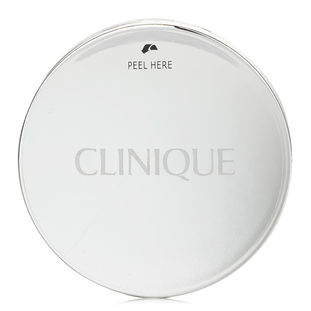 Clinique Superpowder No. 07 Matte Neutral offers seamless coverage in a 10g lightweight formula, perfect for everyday elegance.