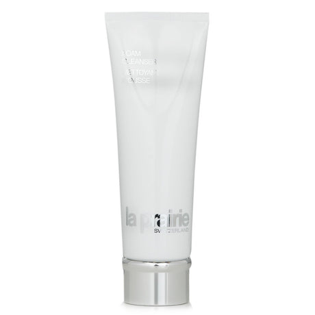 La Prairie Foam Cleanser in 125ml, luxuriously removes makeup and impurities while preserving skin’s natural barrier.