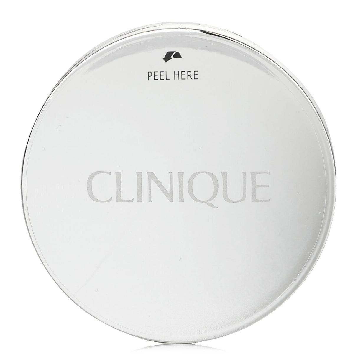 Clinique Superpowder No. 02 Matte Beige offers lightweight, dual-coverage for a flawless, soft matte finish, ideal for all skin types.