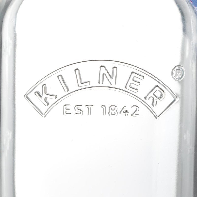 Kilner 1L Juice and Sauce Bottle, a durable glass bottle with a wide neck for easy pouring and an airtight, replaceable lid.