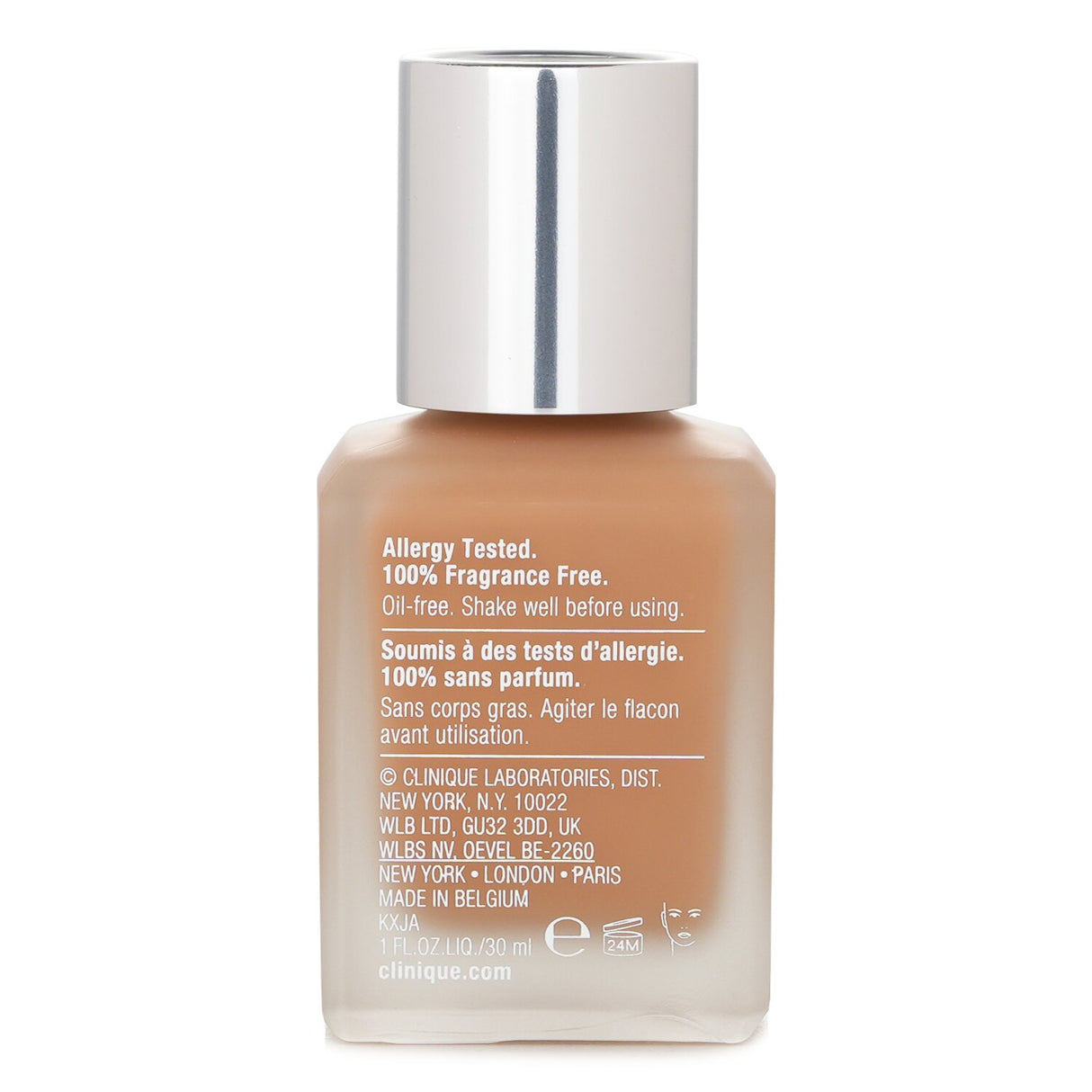 Clinique Superbalanced MakeUp in No. 09 Sand, a lightweight oil-free foundation for balanced moisture and oil control.