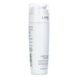 Creamy cleanser for dry skin, enriched with milk proteins for gentle makeup removal and hydration.