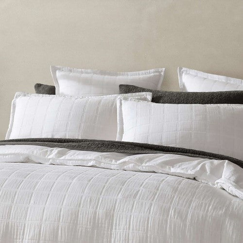 King - Qulit/ Duvet Cover Set - Sierra White by Platinum