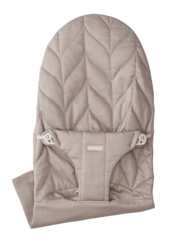 BLISS COVER WOVEN PETAL QUILT SAND GREY